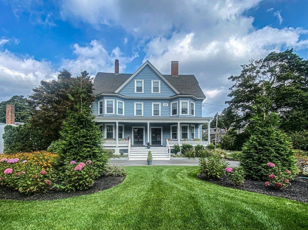 Property Photo:  855 Great Plain Ave 1  MA 02492 