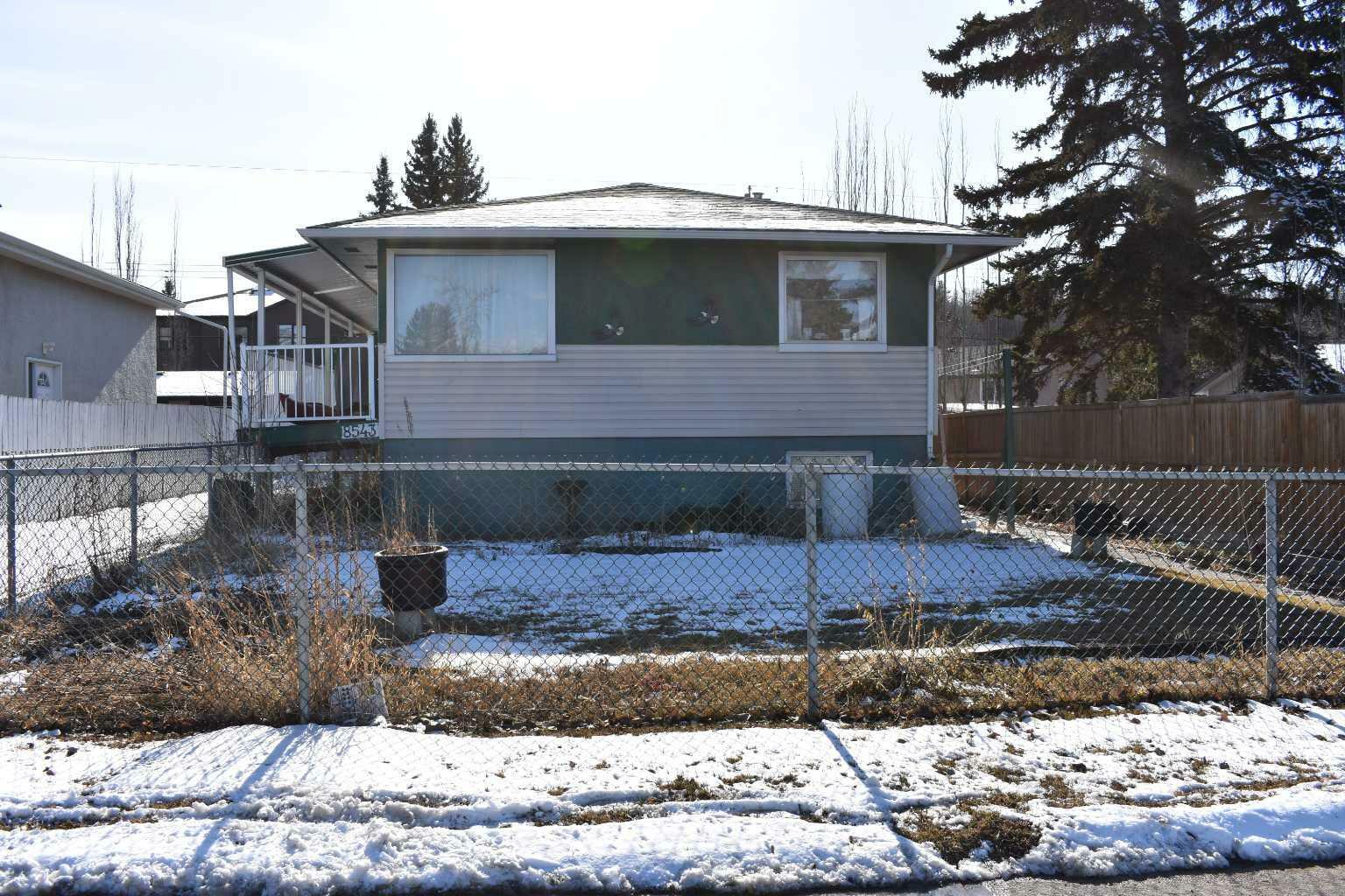 Property Photo:  8543 Bowness Road NW  AB T3B 0H8 