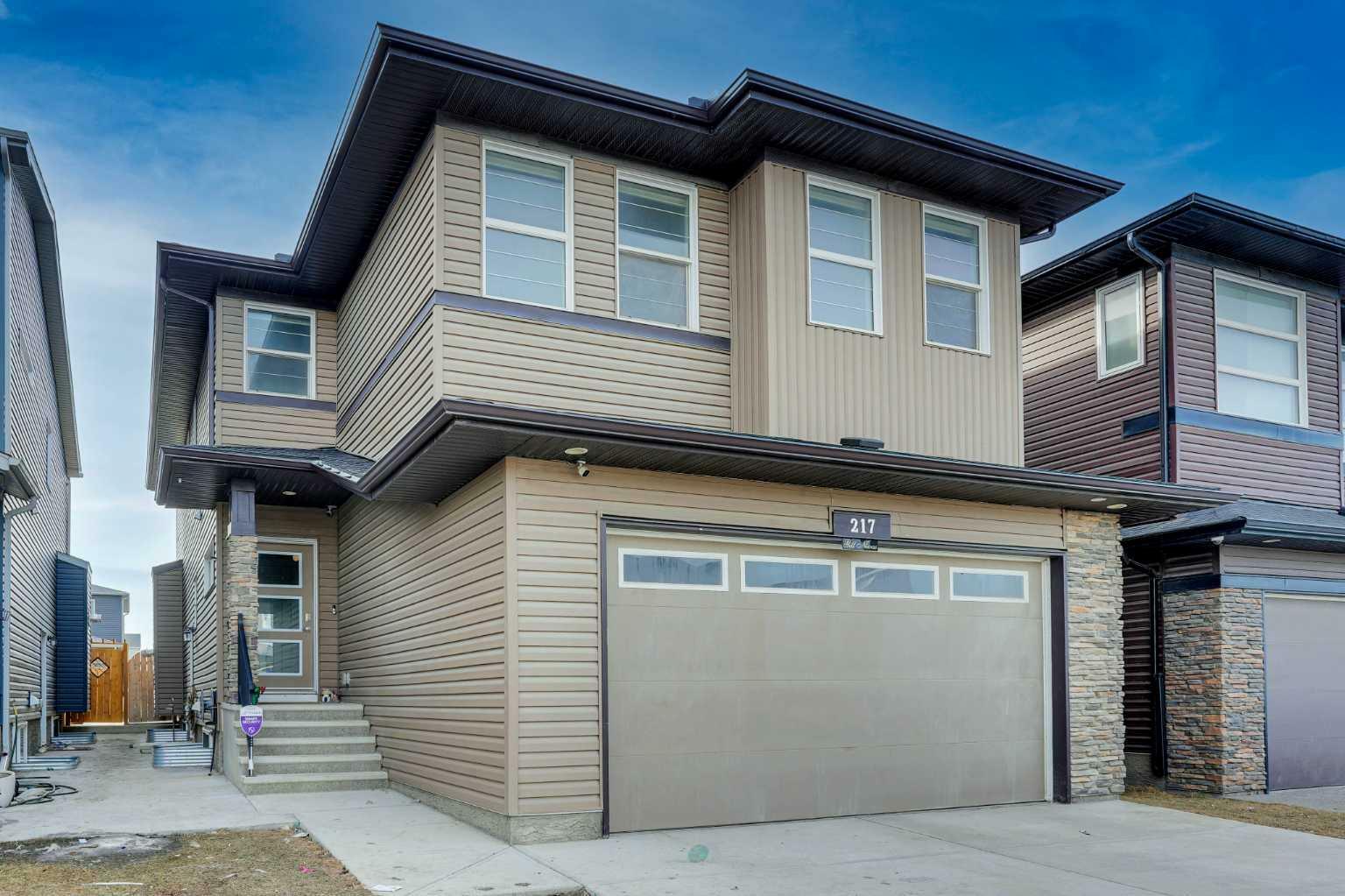 Property Photo:  217 Cornerstone Manor NE  AB T3N 1H4 