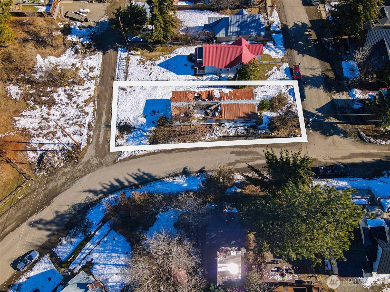 Property Photo: 103 S 3rd Street WA 98941