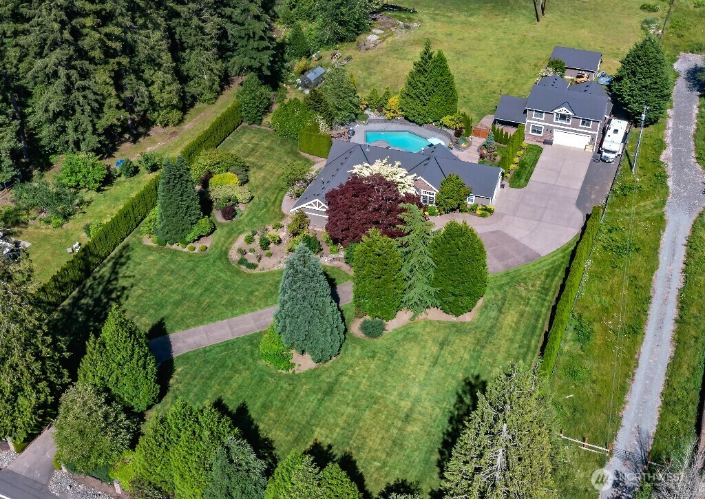 Property Photo: 21713 45th Avenue SE WA 98021
