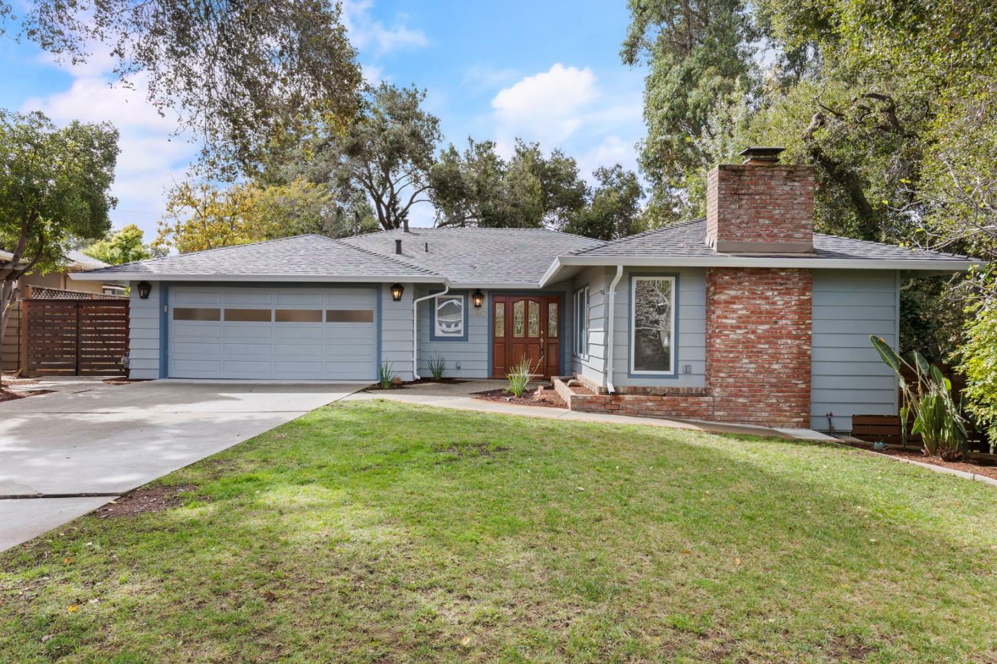 Property Photo:  640 Leaf Court  CA 94022 