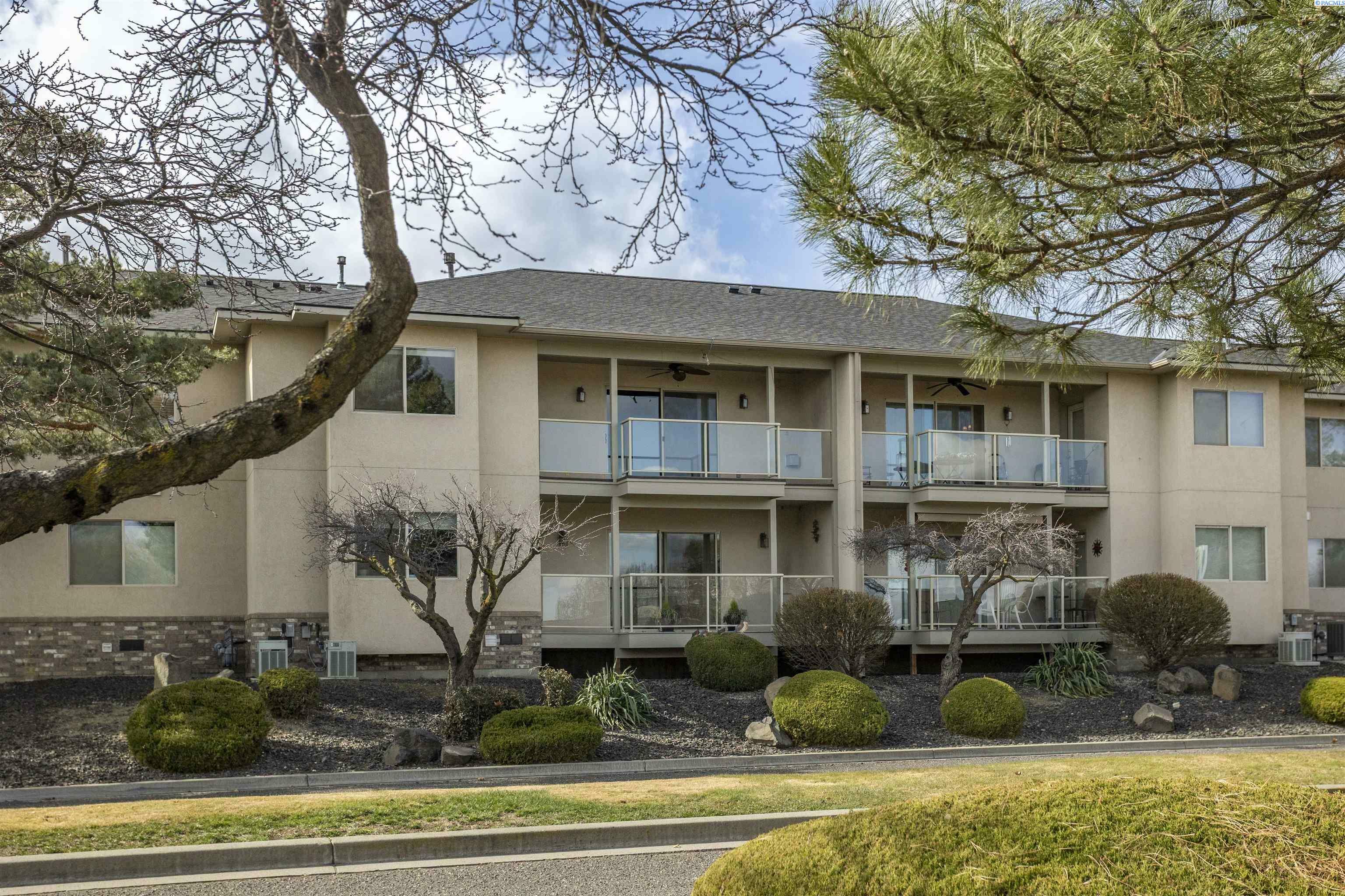 Property Photo: 3710 Canyon Lakes Dr A-203 WA 99337