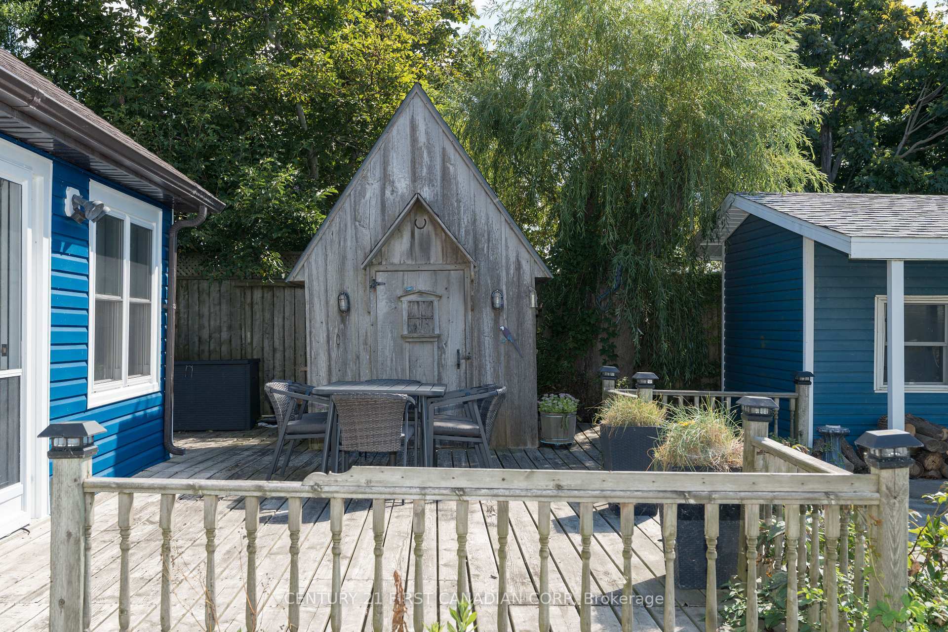 Property Photo: 18512 Erie Shore Drive S ON N0P 1A0
