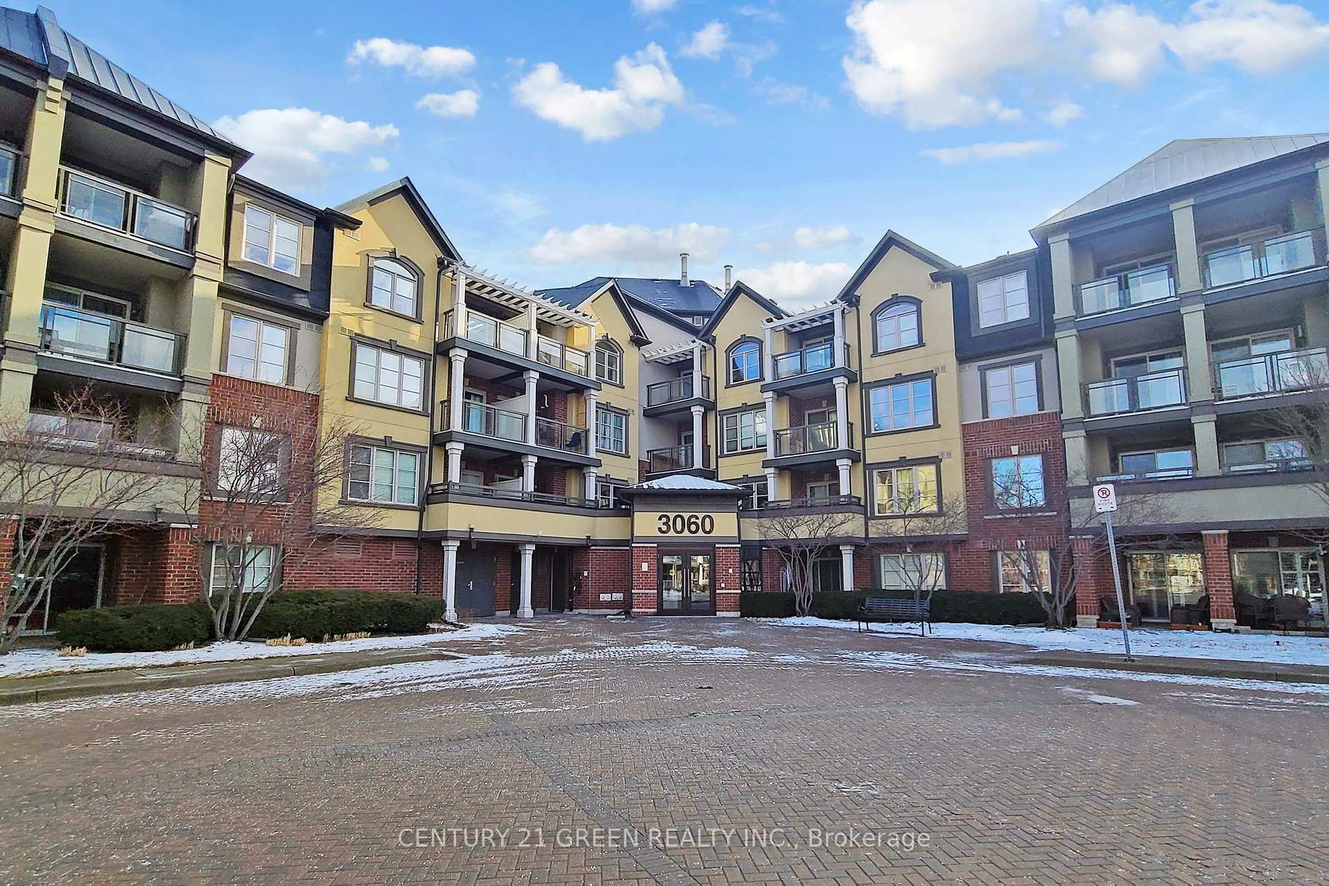 Property Photo: 3060 Rotary Way 215 ON L7M 0G9