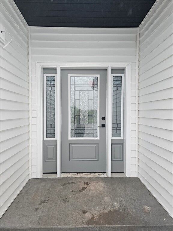 Property Photo: 804 S Tenth Street PA 15697