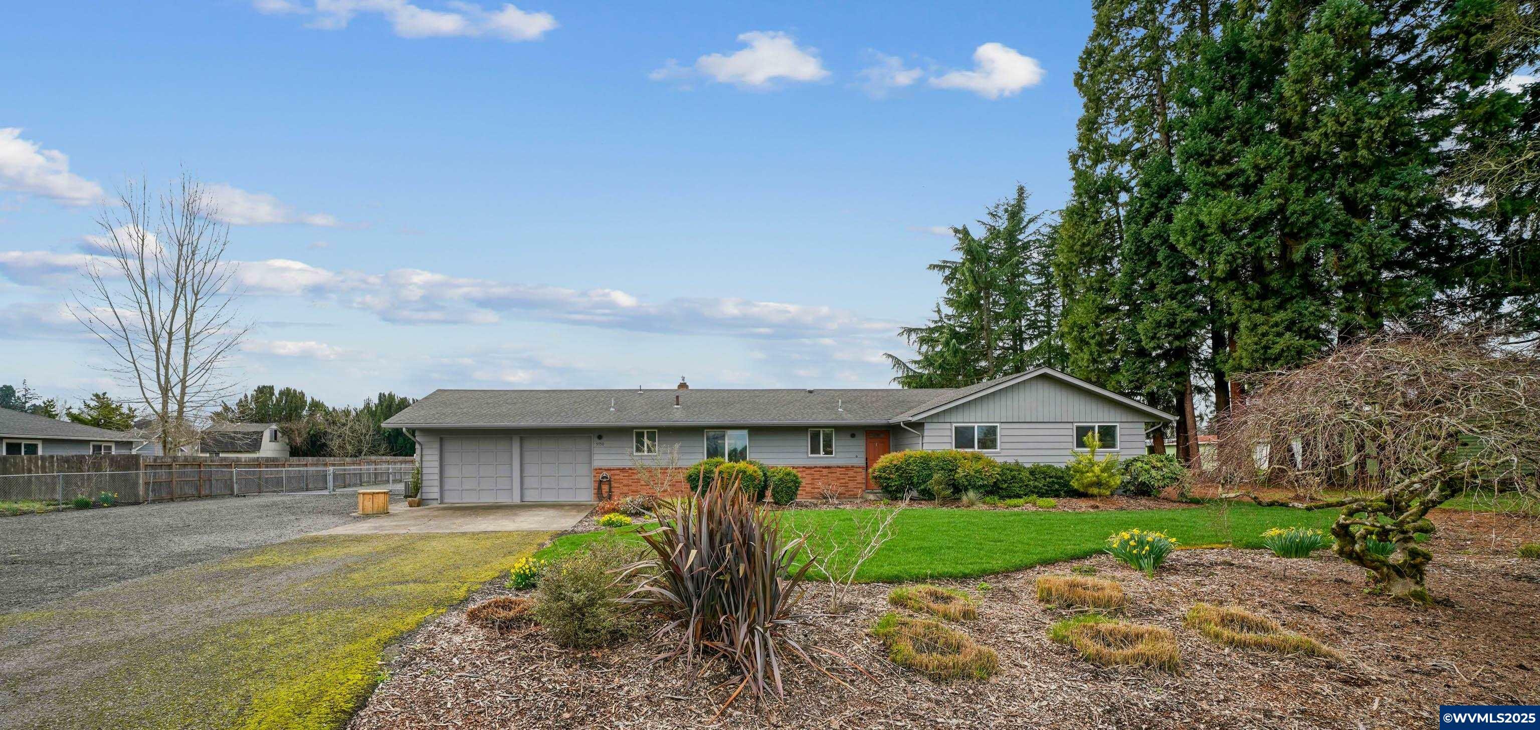 Property Photo: 5750 Macleay Rd SE OR 97317