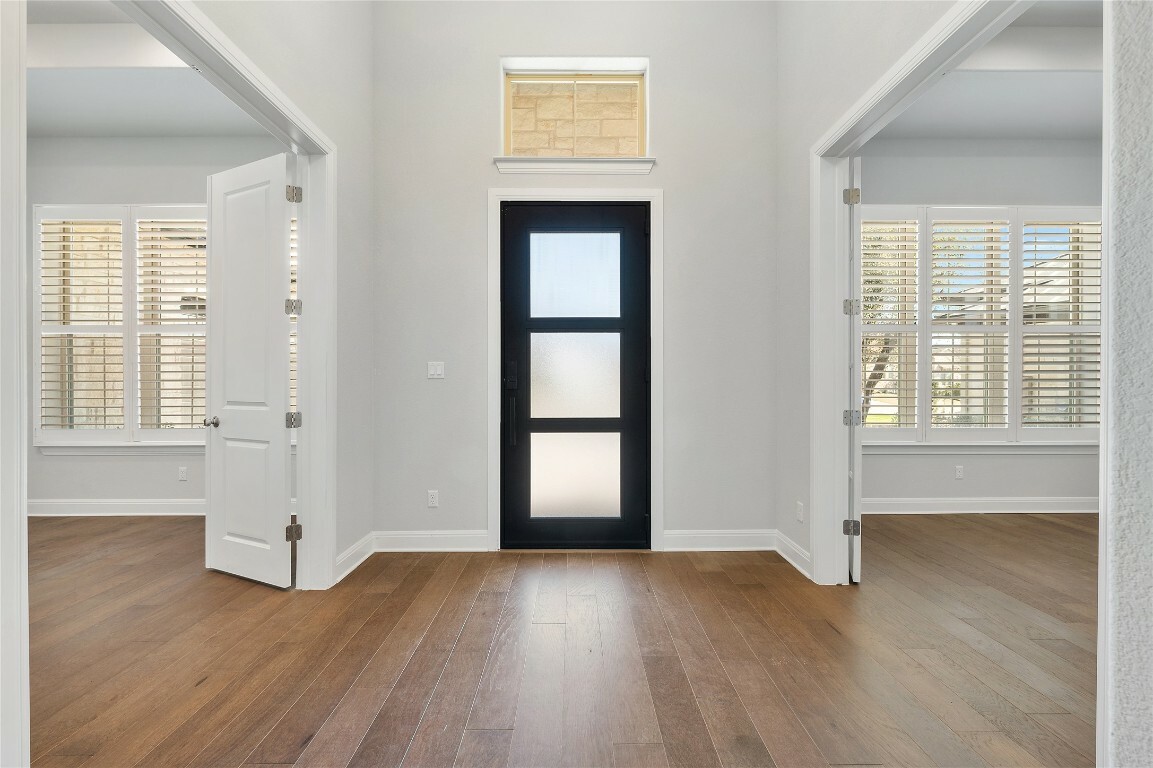 Property Photo: 802 Serene Estates Drive TX 78738
