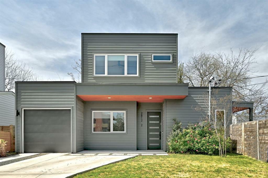 Property Photo: 2812 E 4th Street 2 TX 78702
