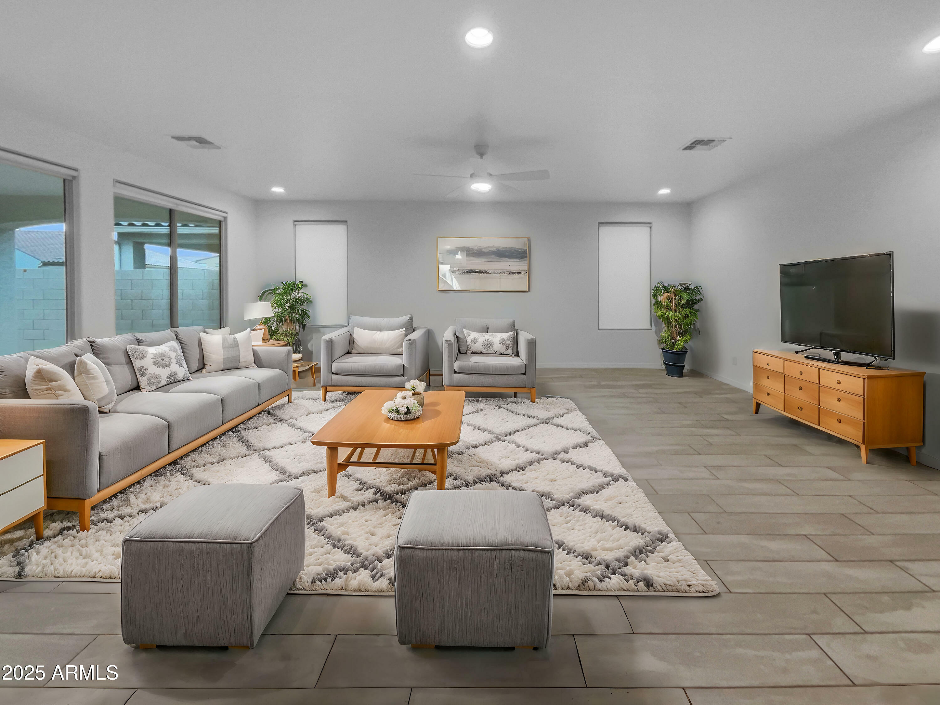 Property Photo: 8628 W Rancho Drive AZ 85305