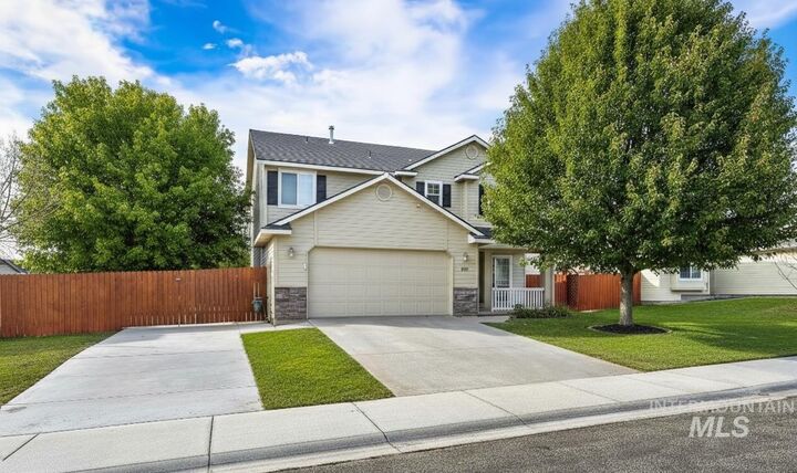 805 W Piersol St  Nampa ID 83686 photo