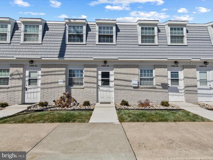 1209 Saint Louis Avenue 24  Ocean City MD 21842 photo