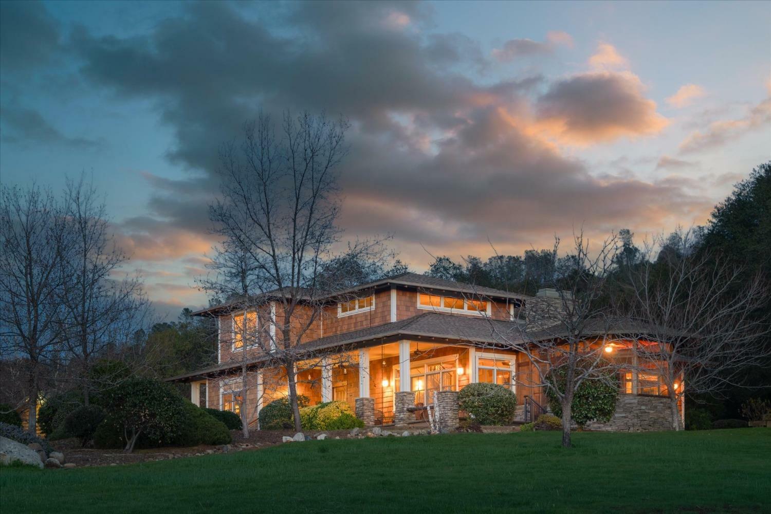 Property Photo: 1500 Vineyard Terrace CA 95247