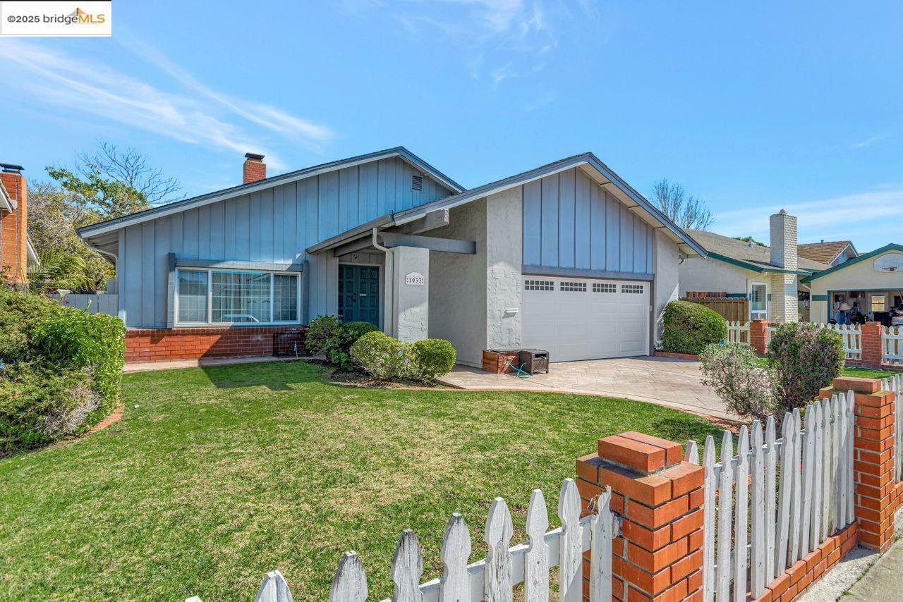 Property Photo:  1033 Pensacola St  CA 94404 