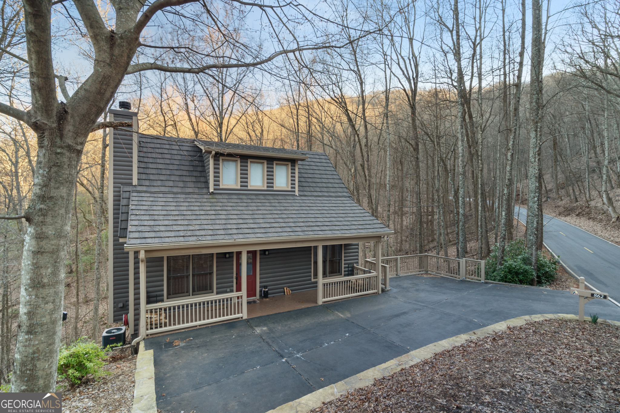 Property Photo:  862 Valley View Drive  GA 30143 