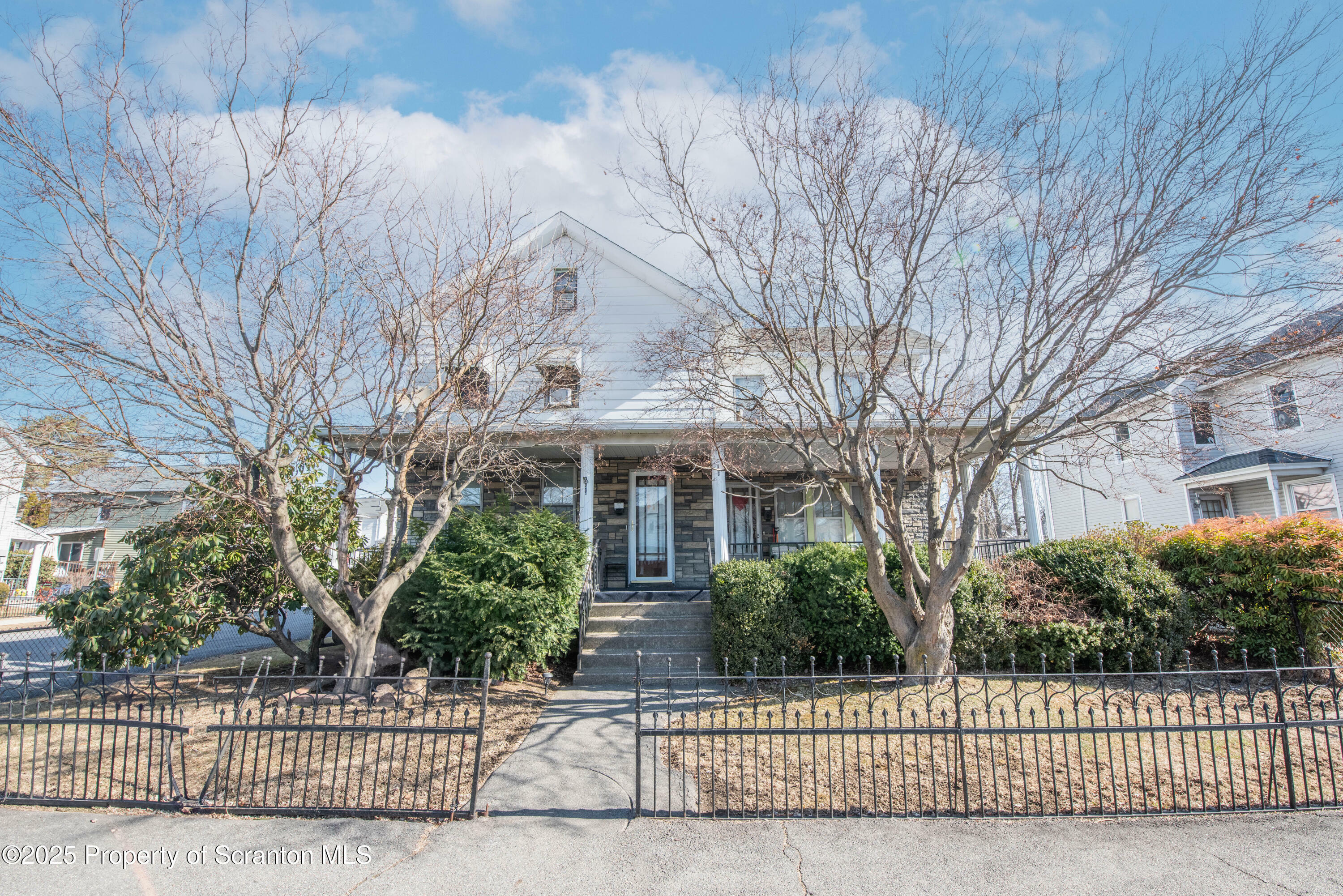 1422-1424 Price Street  Scranton PA 18504 photo