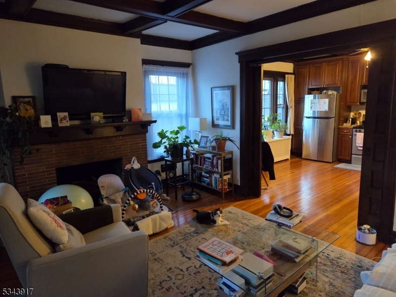 Property Photo:  8 Highland Pl 1L  NJ 07040 