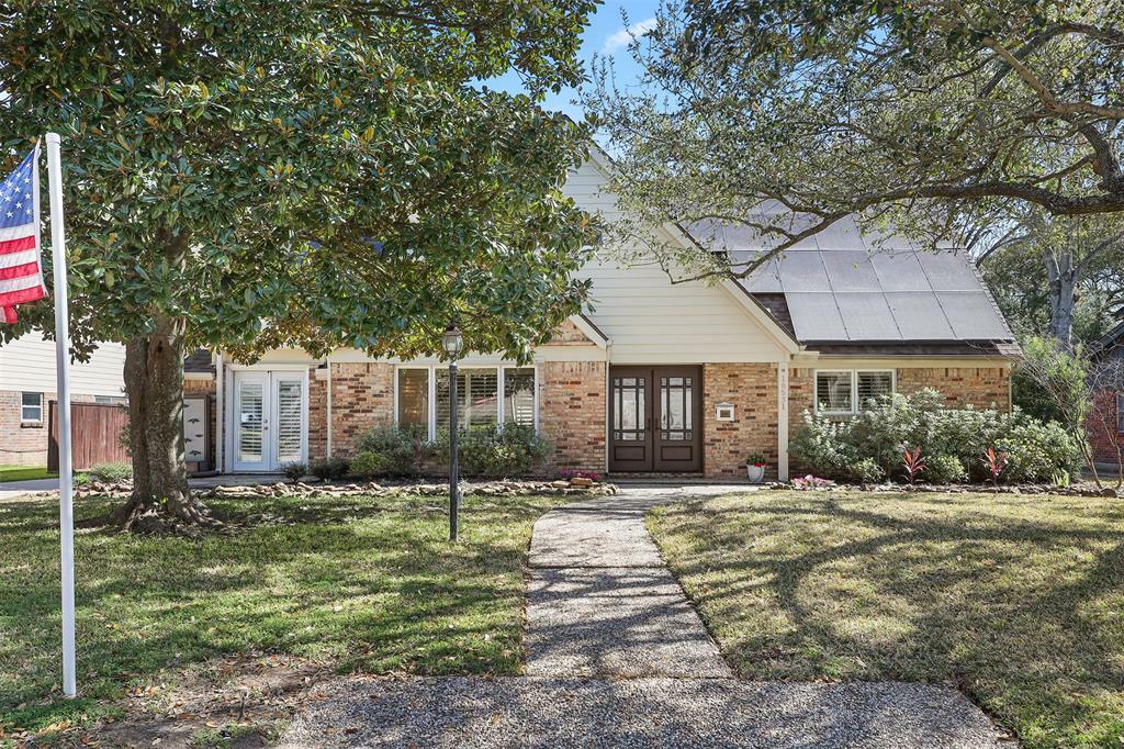 18531 Point Lookout Drive  Houston TX 77058 photo