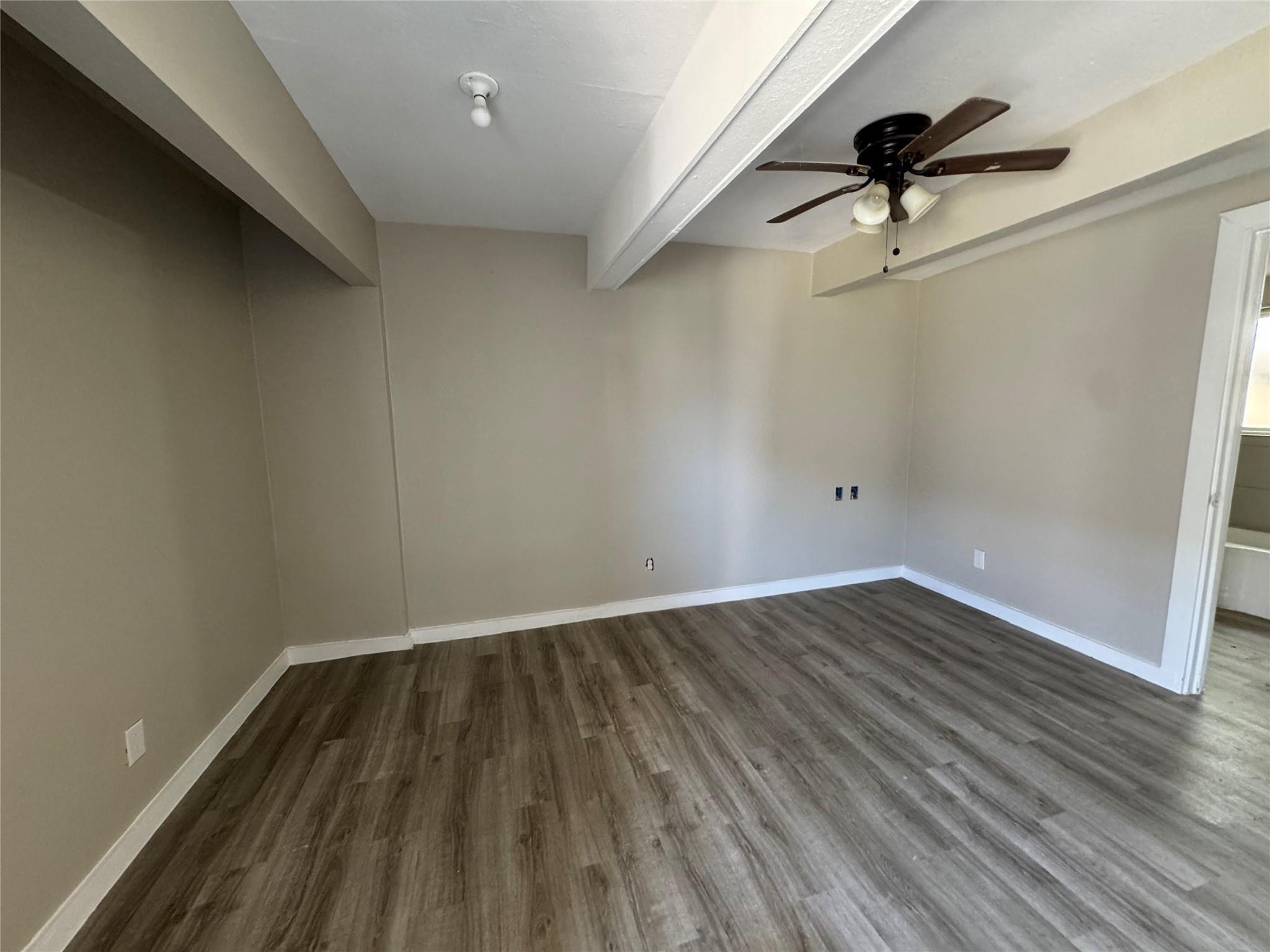Property Photo: 4706 Yellowstone Boulevard 2 TX 77021