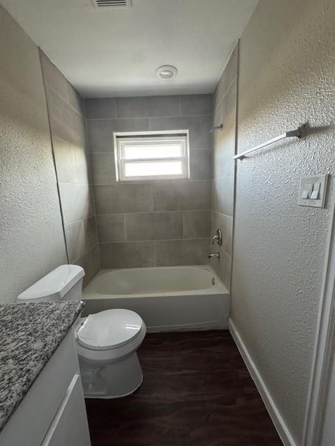 Property Photo: 4706 Yellowstone Boulevard 8 TX 77021