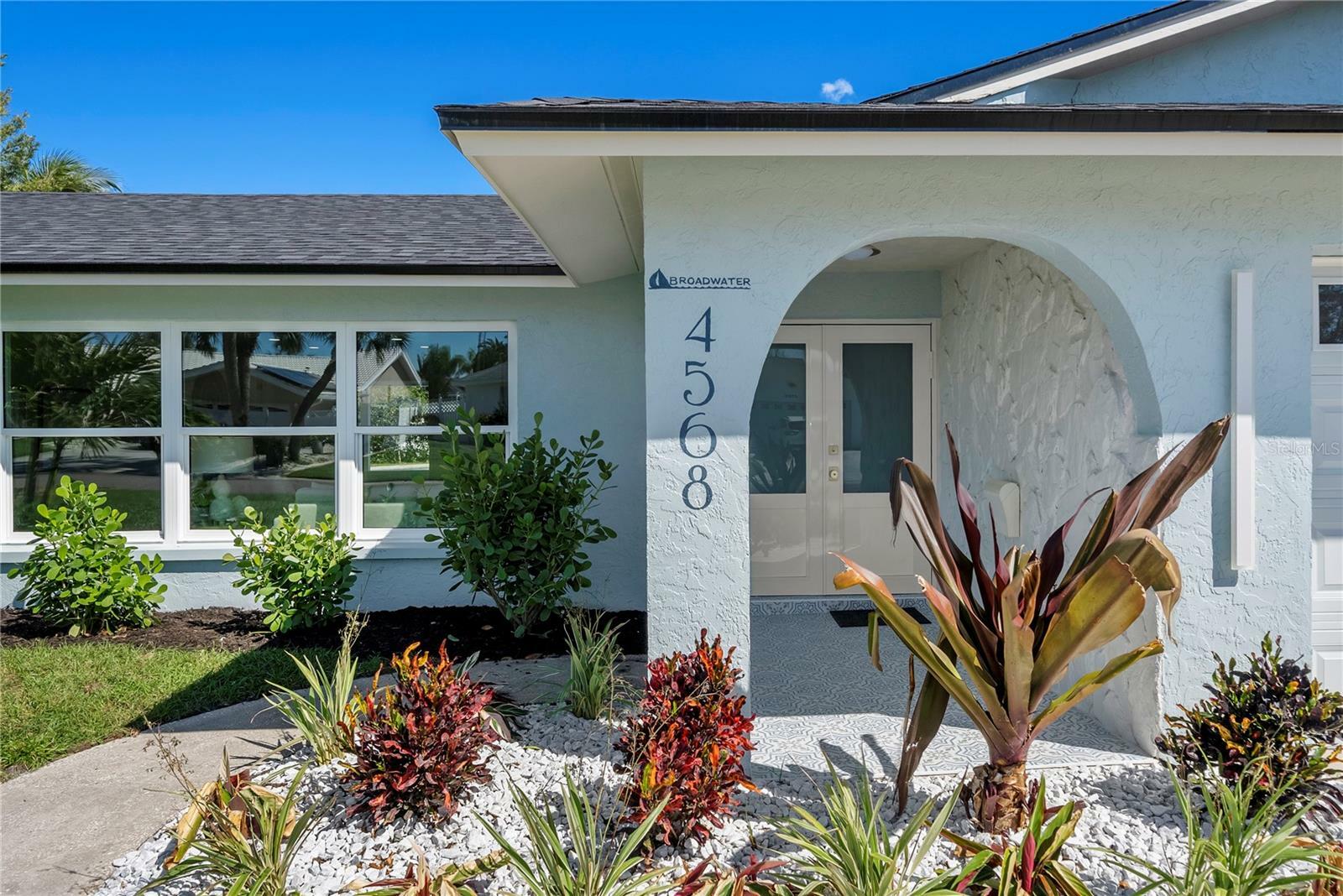 4568 40th Street S  St Petersburg FL 33711 photo