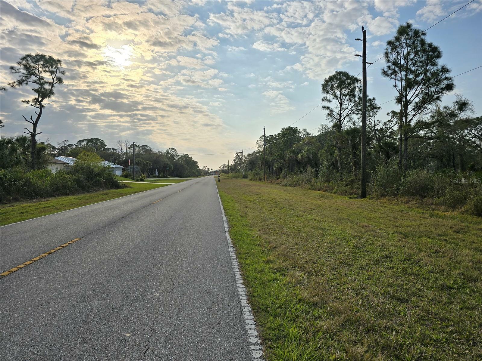 Property Photo: 852 Biscayne Drive FL 33953