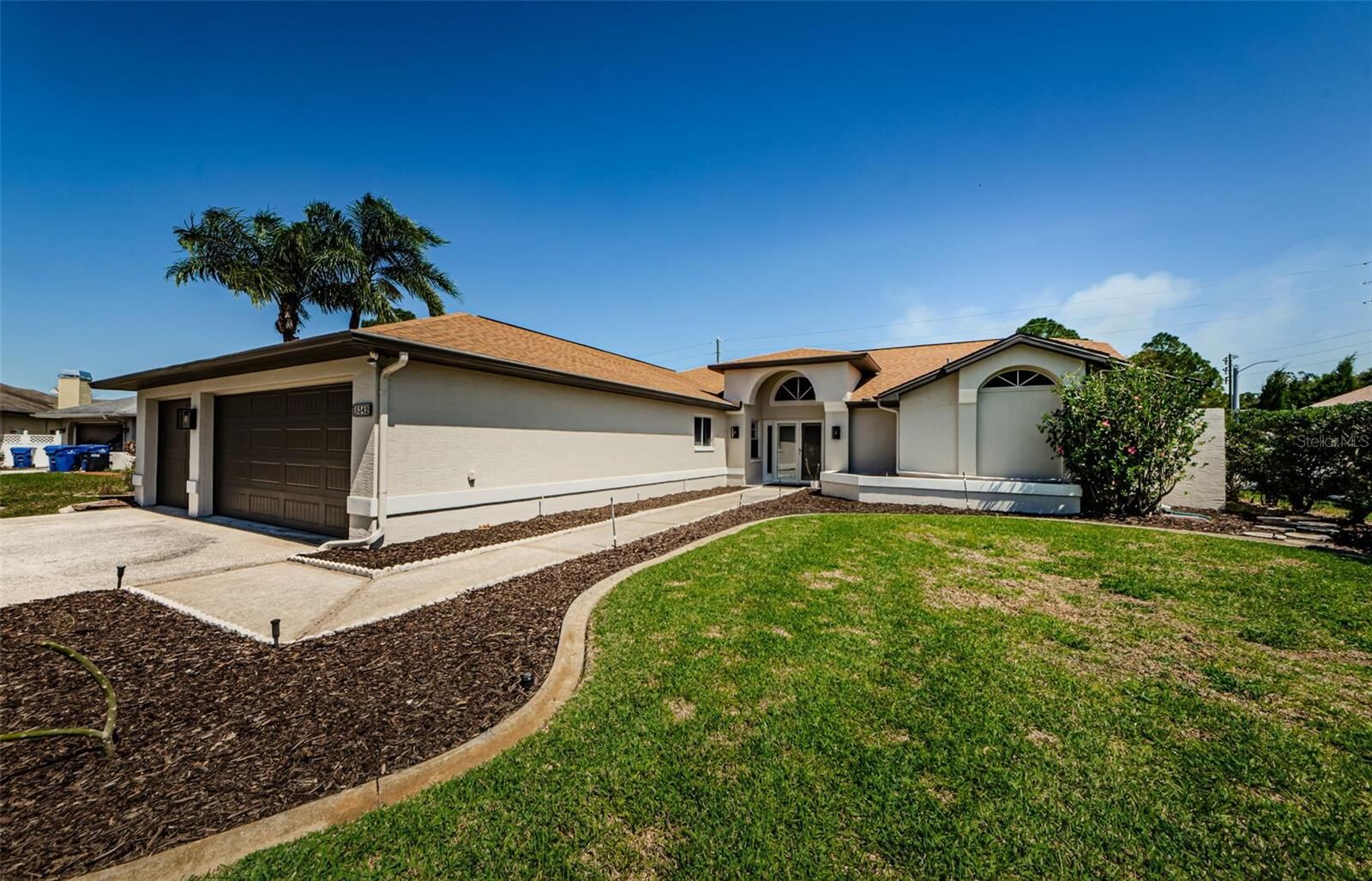 Property Photo:  5342 Sagamore Court  FL 34655 