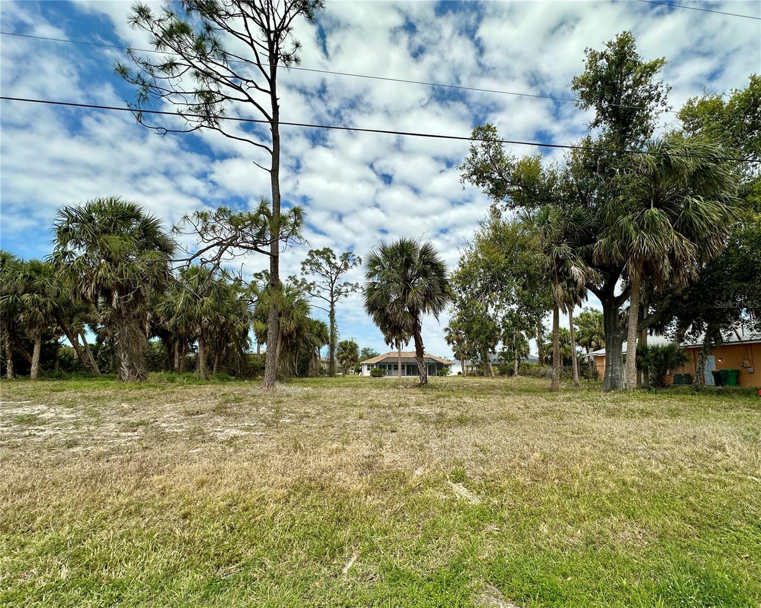 Property Photo:  45 Long Meadow Lane  FL 33947 