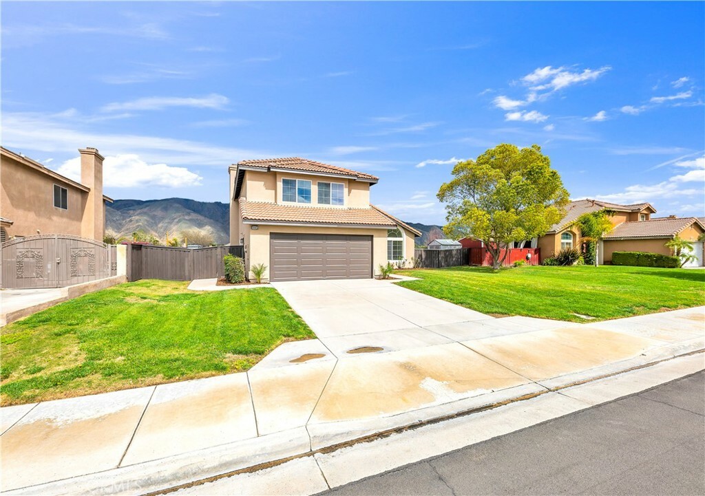 Property Photo:  1445 Lechuga Way  CA 92582 