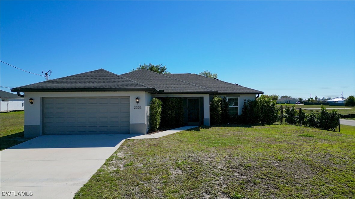 Property Photo:  2205 NW 8th Place  FL 33993 