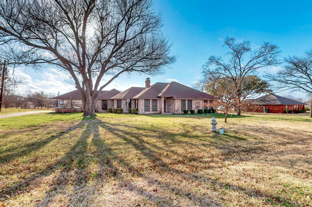 Photo de la propriété:  15526 Brookhollow Circle  TX 75126 