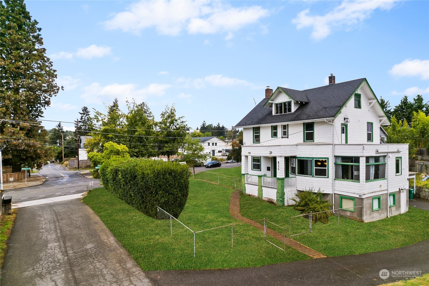 Property Photo: 8336 Renton Avenue S WA 98118