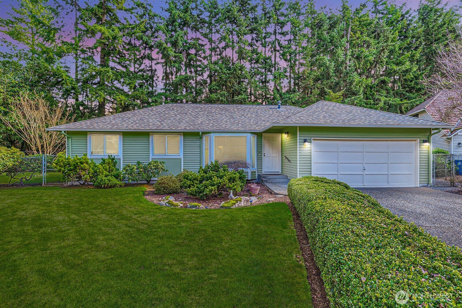 5515  148th Place SW  Edmonds WA 98026 photo