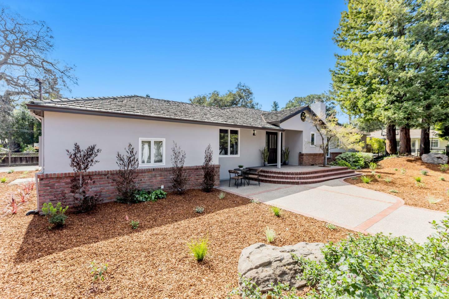 1320 Oak Avenue  Los Altos CA 94024 photo