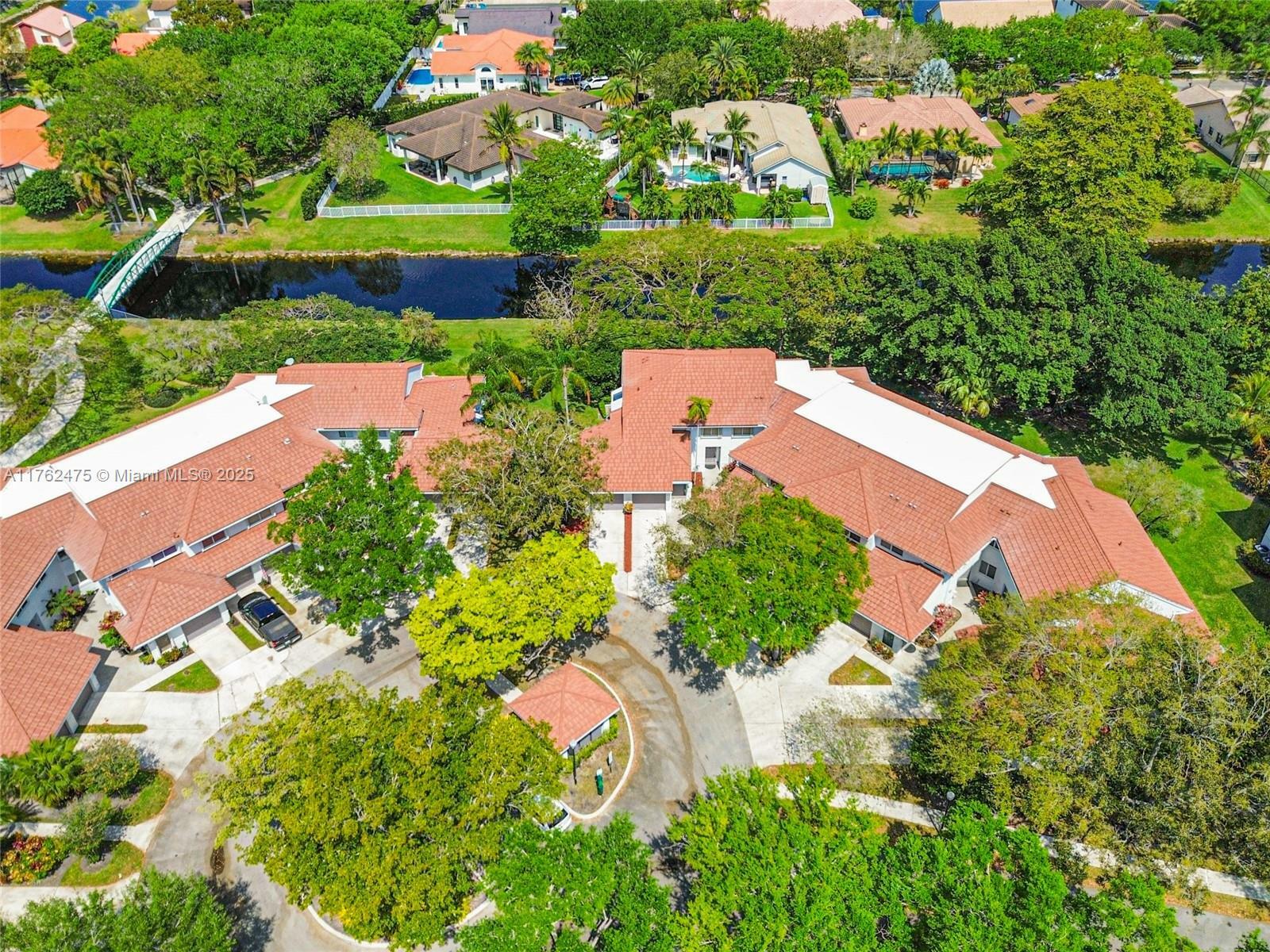 Property Photo: 9313 NW 9th Pl 9313 FL 33324