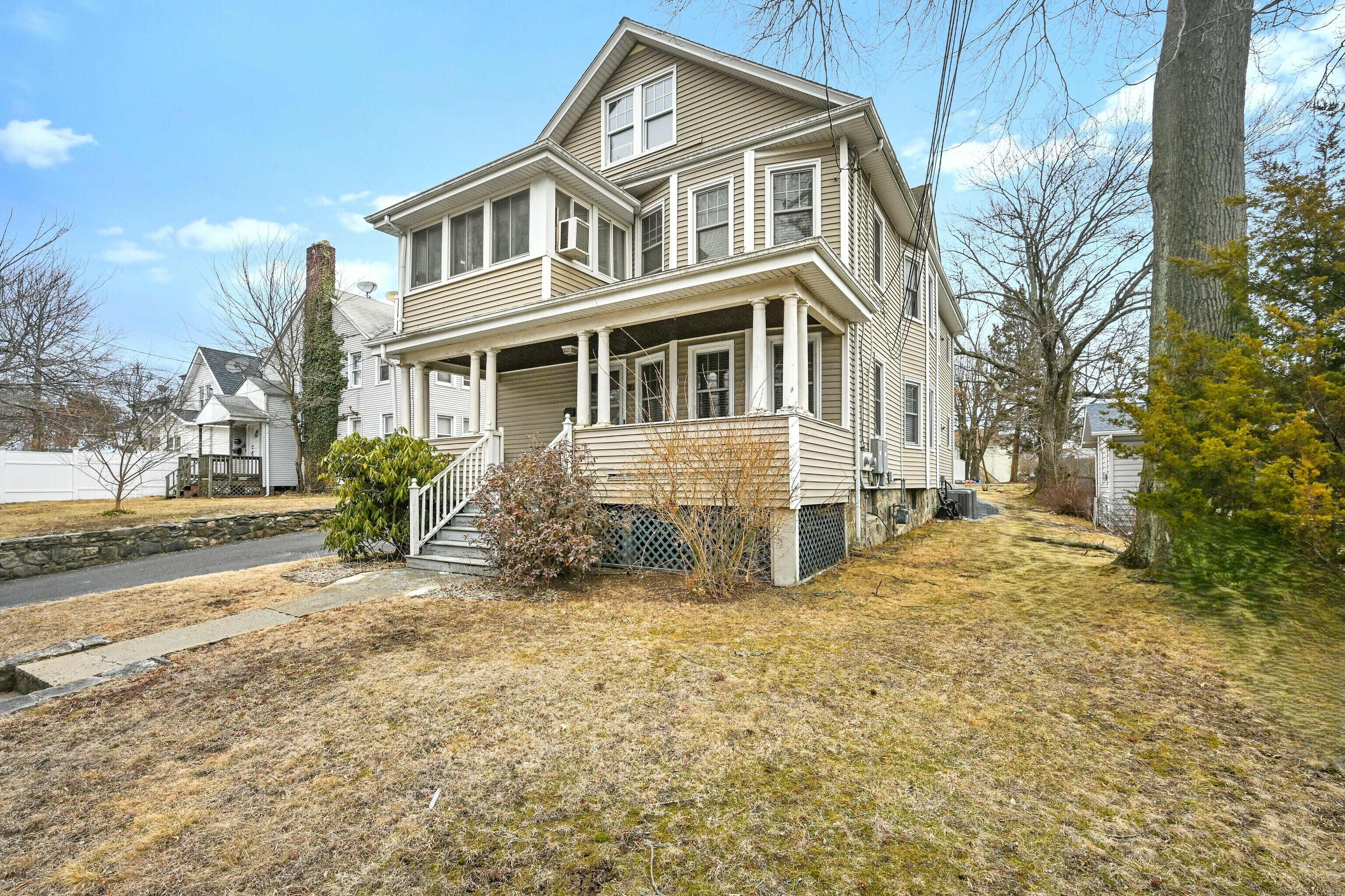 Property Photo:  321 Glenbrook Road  CT 06906 