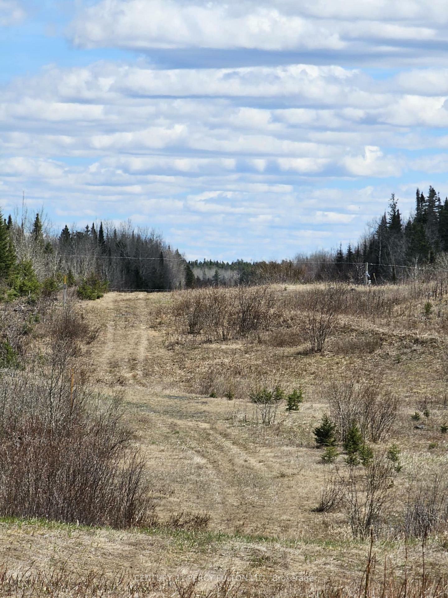 Photo de la propriété: 0 Dis Of Timiskaming Road ON