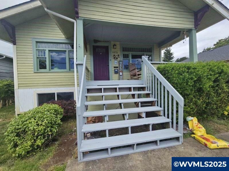 Property Photo:  2375 Saginaw St S  OR 97302 