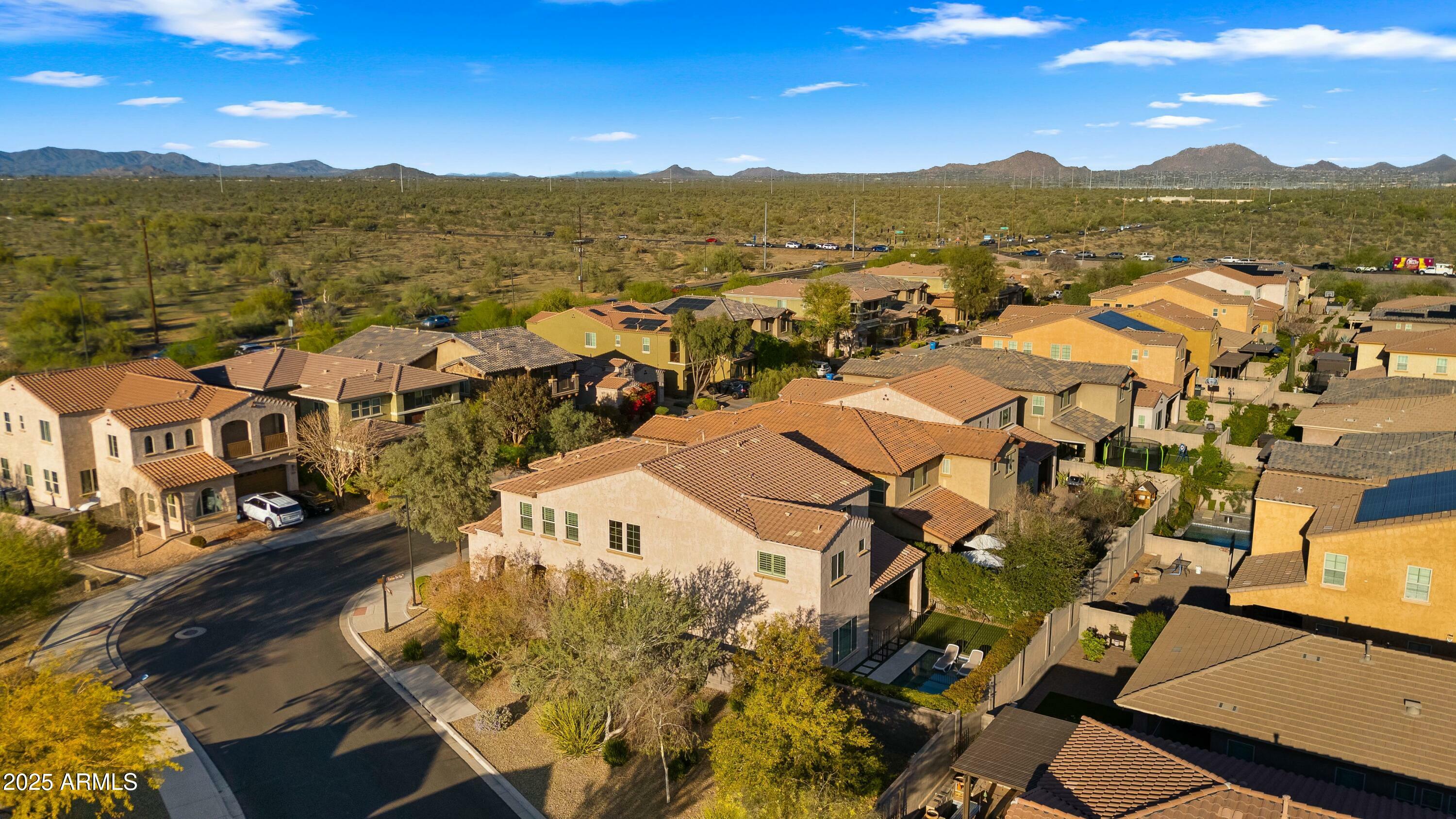 Property Photo: 4611 E Casitas Del Rio Drive AZ 85050