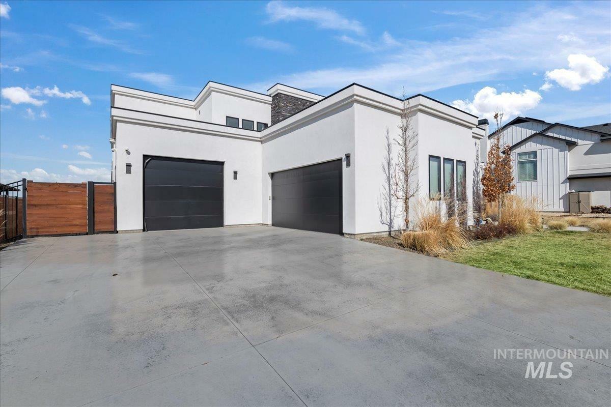 Property Photo: 3492 E Heartleaf Dr ID 83716