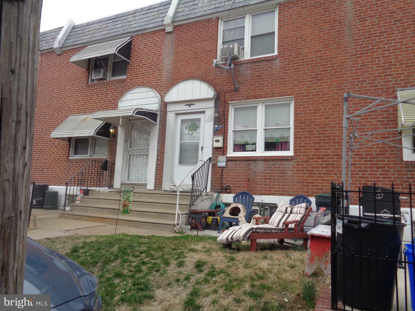 5264 Glenloch Street  Philadelphia PA 19124 photo