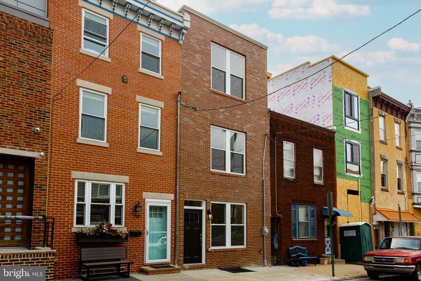 Property Photo: 717 N 3rd Street PA 19123