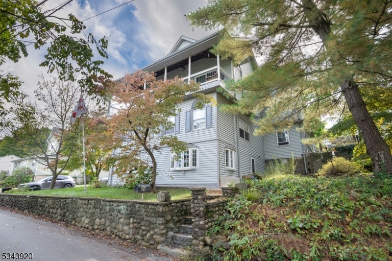 Property Photo: 26 Nakomis Path NJ 07035