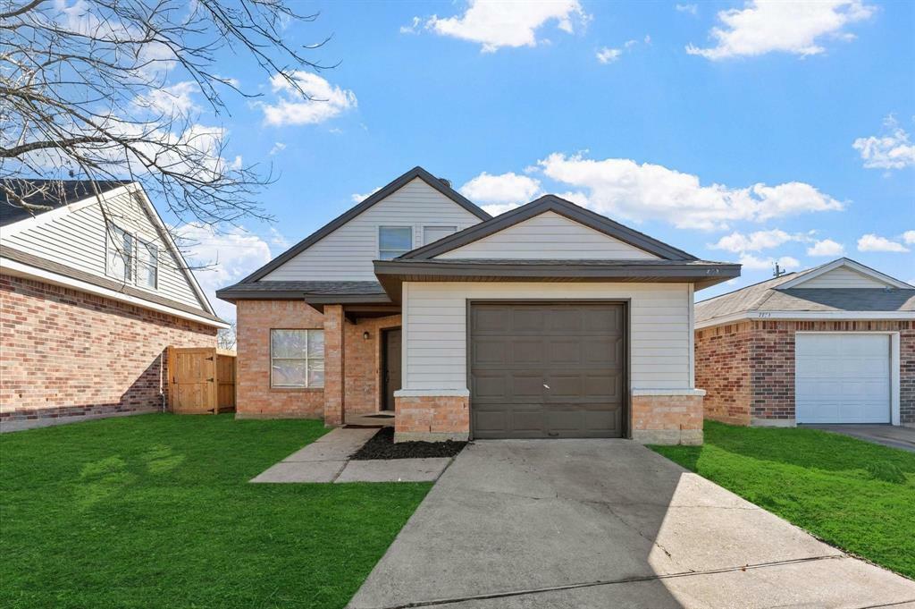 Property Photo: 7729 Ellis Drive TX 77489
