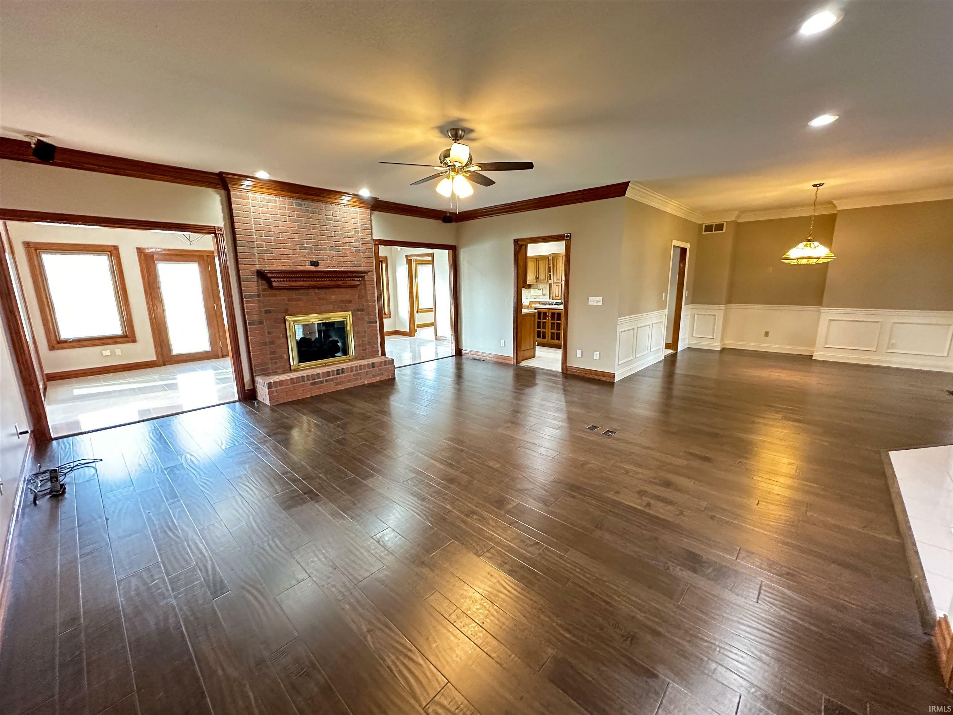 Property Photo: 7966 Lake Terrace Court IN 47630