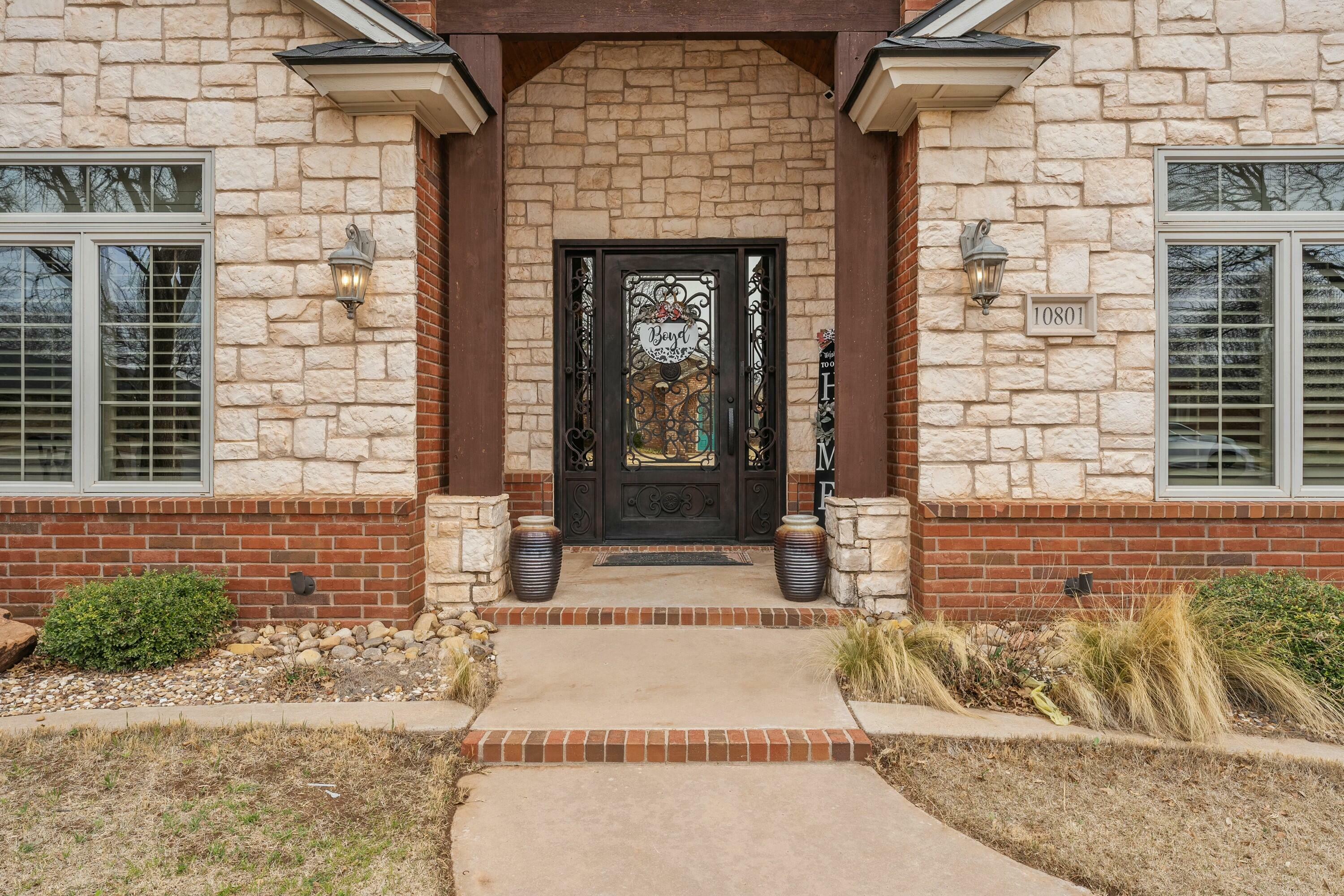 Property Photo: 10801 Richmond Avenue TX 79424