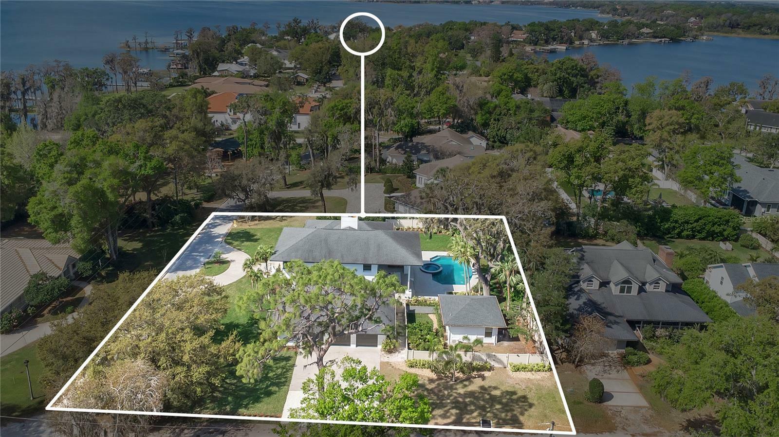 Property Photo: 409 W 2nd Avenue FL 34786