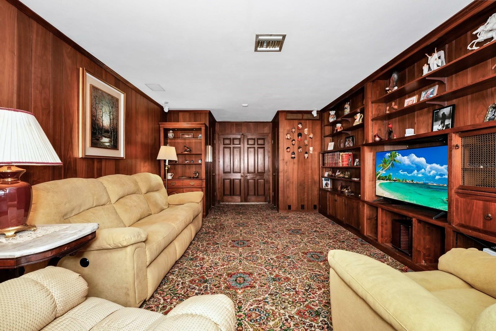 Property Photo:  1532 Lake Shore Drive  FL 32803 