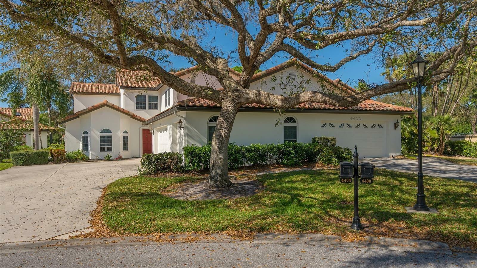 Property Photo: 4404 Calle Serena FL 34238