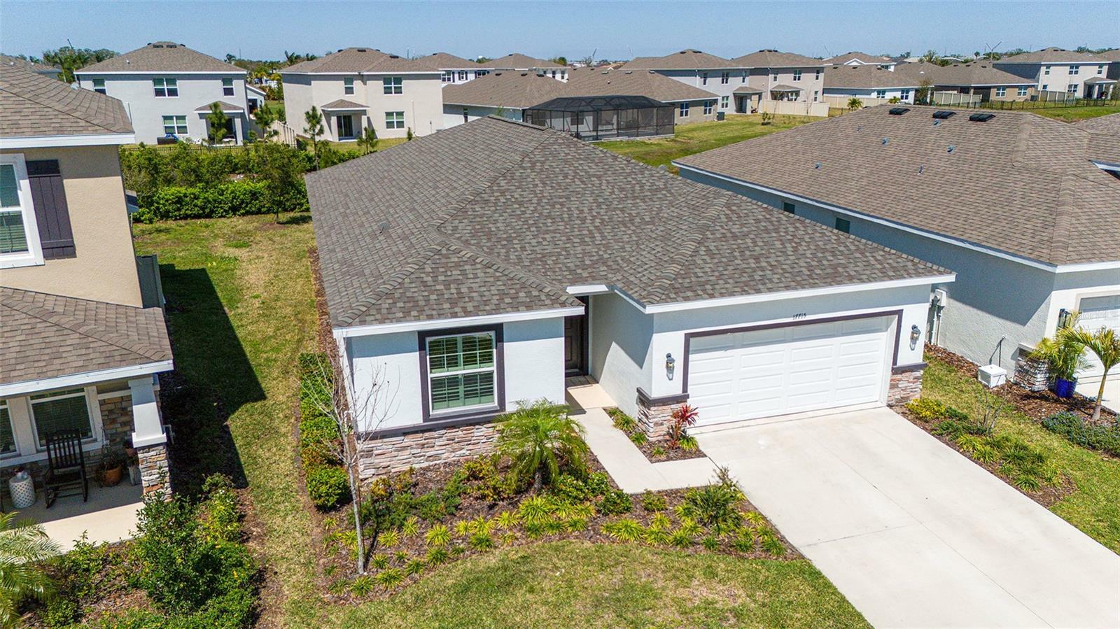 Property Photo: 17715 Cantarina Cove FL 34211
